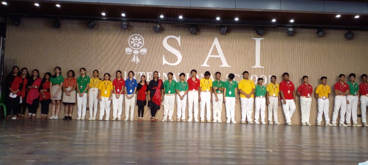 SAI_Edu_In's tweet photo. Enthusiastic young SAIoneers of Class VIII presented a creative and inspiring morning assembly featuring a morning prayer, motivational thought, news, an interesting fact, and an enriching word of the day. 
#MorningAssembly #CreativePerformance #ConfidentSpeakers #DanceForms https://t.co/DcMM6BuJMu