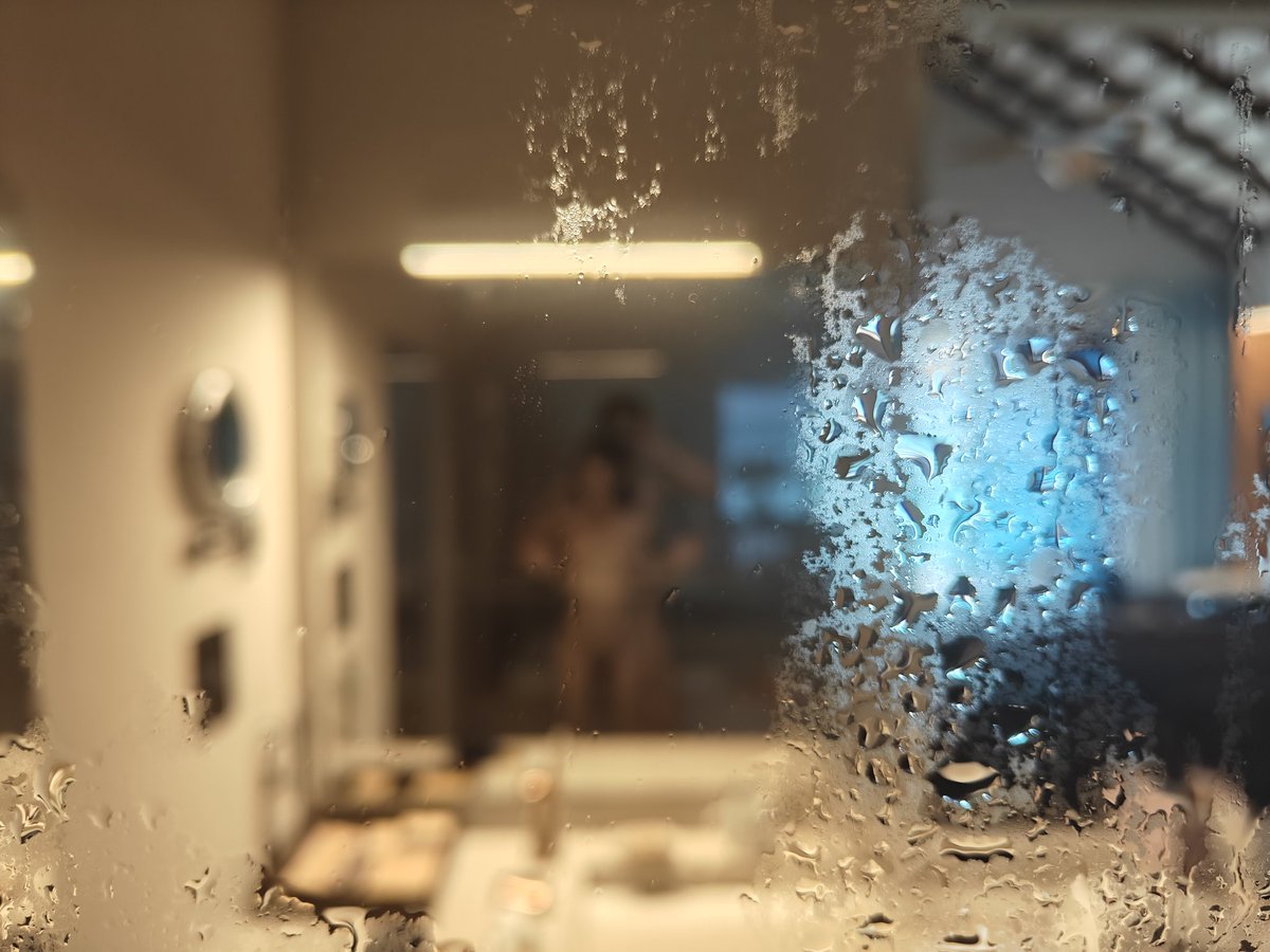 久违的浴室激情，久违的潮吹