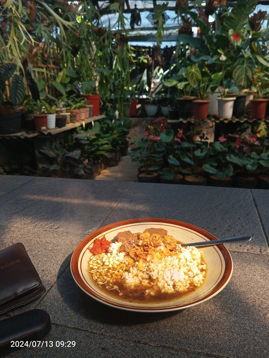 subcon_id's tweet photo. Sarapan dulu, kesehatan lo dijaga.... 😋🙏 https://t.co/g1TaxxYnOj