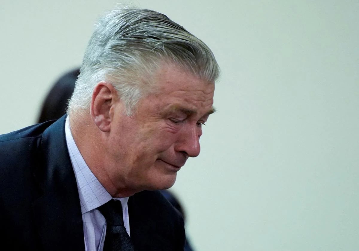 Roybattyforever's tweet photo. La justicia ha desestimado el caso contra Alec Baldwin por la muerte de Halyna Hutchins durante el rodaje de “Rust”

¡Bien por él! https://t.co/Anwy5QVB7R