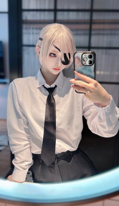 コスプレイヤーのむらこいちのTwitter画像16
