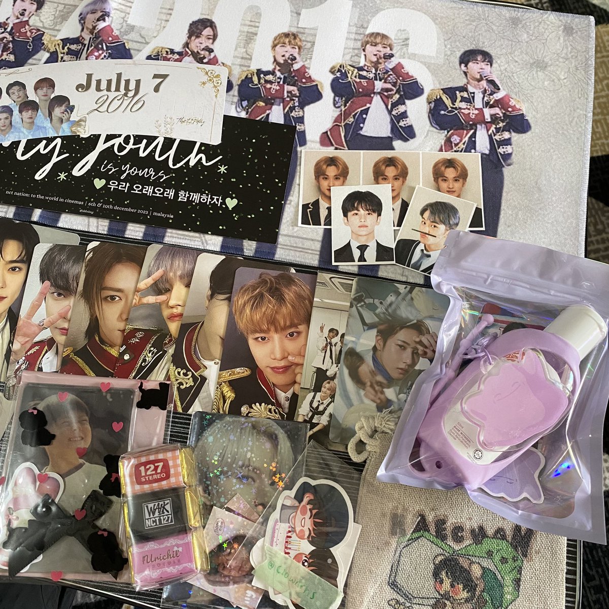 heypotatonaa's tweet photo. A week after tds3, a day spent well with mychilzen 🌱💚✨ #royal127day 

— big thanks to those of who gave these freebies! 😭💚 ⋆。 °✩ https://t.co/KX0bnnA1QU