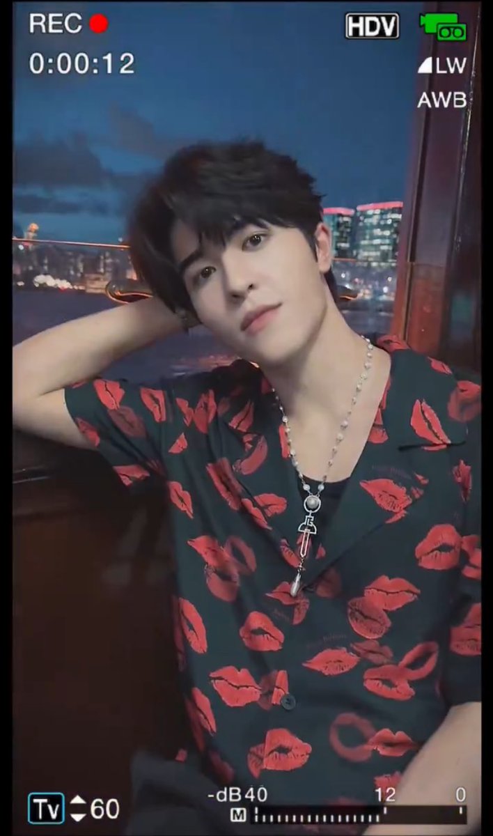 wonbill_'s tweet photo. สวย สะดุดตามาก สร้อยไข่มุกของบัลแมง  เป็นเครื่องประดับสไตล์ Art Deco ถ้าเปรียบ Art Nouveau เป็นผู้หญิง Art Deco ก็คือสุภาพบ��รุษนั่นเอง แพทเหมาะกับบัลแมงมากจริงๆ สวย จึ้ง เหมาะสม 🔥✨💖

Patrick Summer Sunset💋
#ฤดูร้อนนี้แพทริคใส่บัลแมง https://t.co/7juD5FlUZu