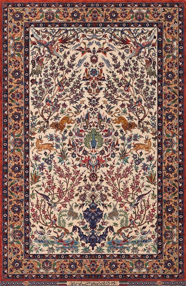 Yaptığı detaylı halılarla bilinden Karim Sarafian'dan:
“Hayat Ağacı”