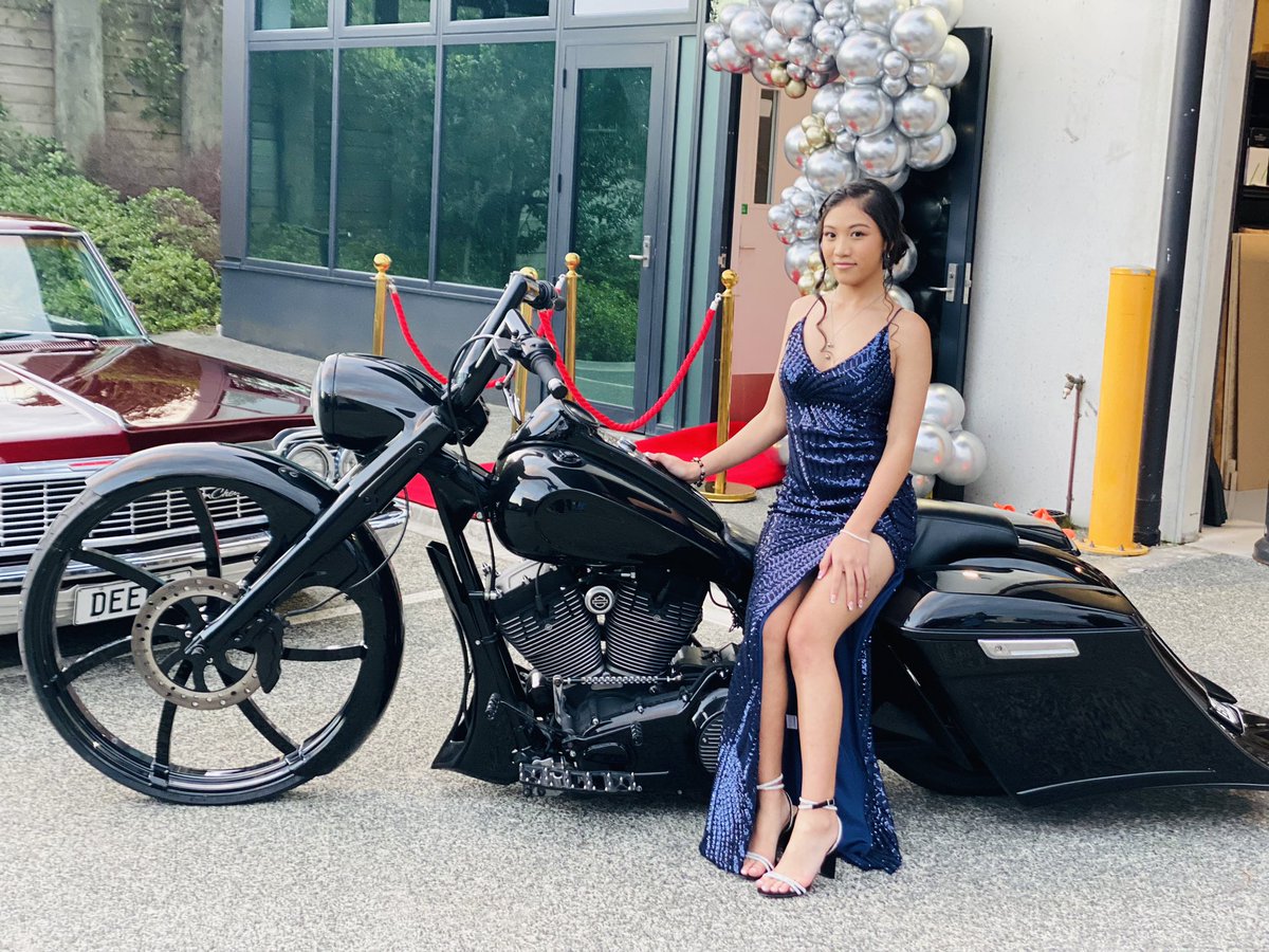 Nevlynn Pavihi attending her Massey High School Ball as a Year 12.
My baby girl is growing up so fast🥺
I love you always Sifa.