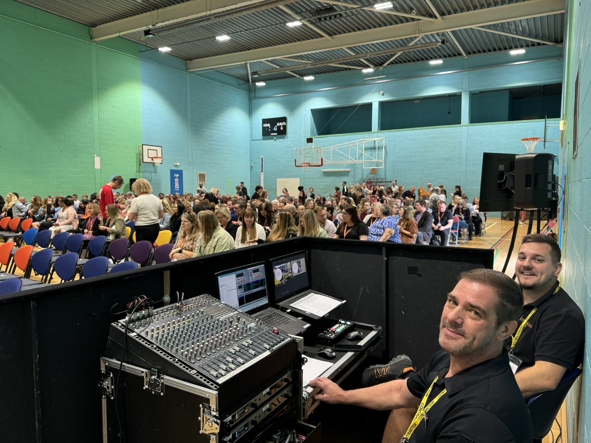 Arv_Kaushal's tweet image. Brilliant celebration day at @MKCollege 🎉

It’s not the ‘end of the year’ for many of our teams, but it was a great opportunity to celebrate how we live our our values of Respect, Innovate, Excellence, Integrity, Inspire &amp;amp; Belong ♥️

Well done to all the award winners 🥳