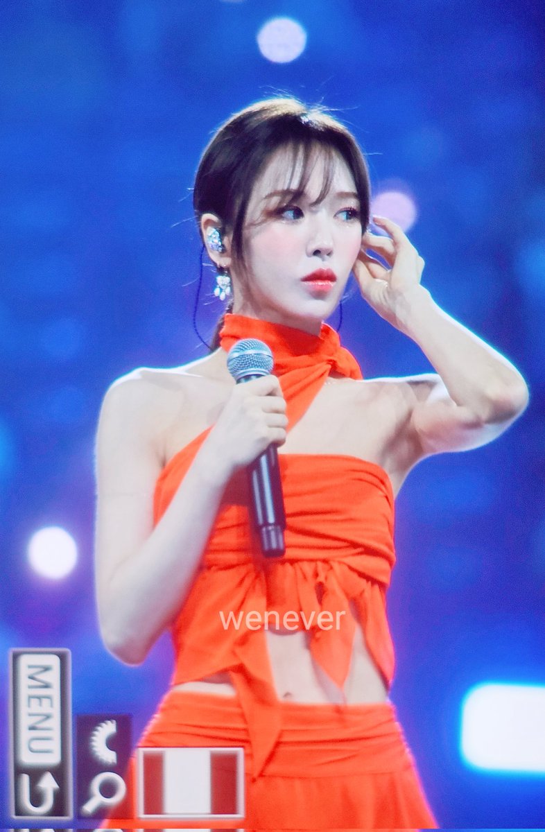 wenever940221's tweet photo. 240713 #WENDY #웬디 
어깨 국보 지정 plz.... https://t.co/qw2O3xsOPs