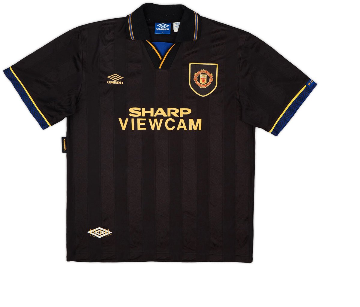 44t0miwa's tweet image. that man u 93-95 away kit goes hard🔥

#retrowatch