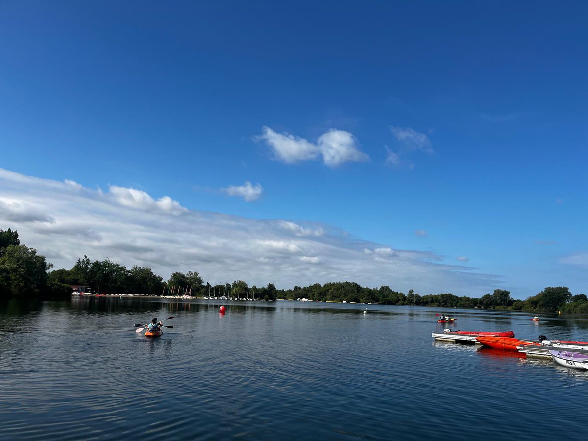 Il y a du soleil ☀️
The sun is shining at the lake! Pupils are having fun canoeing, SUP and water assault course! <a href="/ManorAdventure/">Manor Adventure</a> <a href="/dwryfelin/">@dwryfelin</a> #conchilbeach #france2024 #watersports