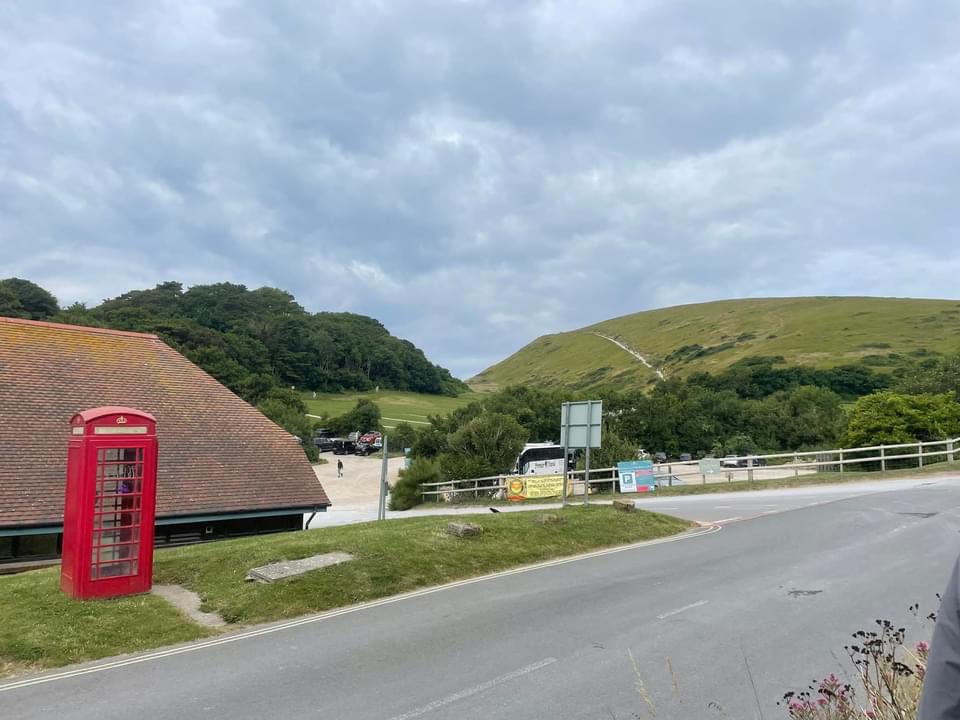 And we’re off! Edgar’s Gift joining day 2 of The Malcolm Whales Foundation 2024 Dorset Walk. David Clarke &amp; Philip Edkins travelled this morning from Hinckley and London respectively to get to Dorset for the walk start time. Lulworth Cove to Kingston today ⛰️ #edgarsgift #tmwf
