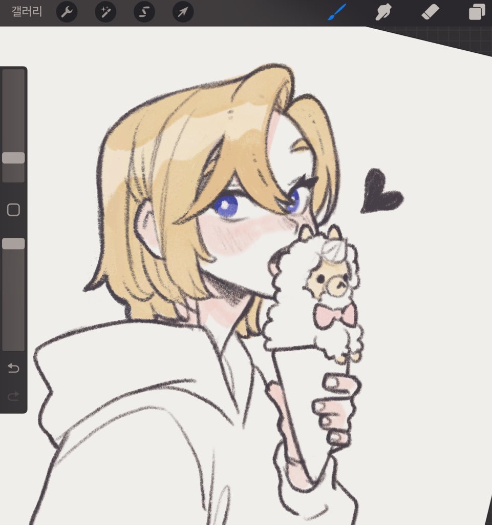 Donut_plv's tweet photo. 옛날에 쇼츠에 알파카 크레페 떠가지고 너무 귀엽길래 그렸던거 https://t.co/A7mPWKao5K