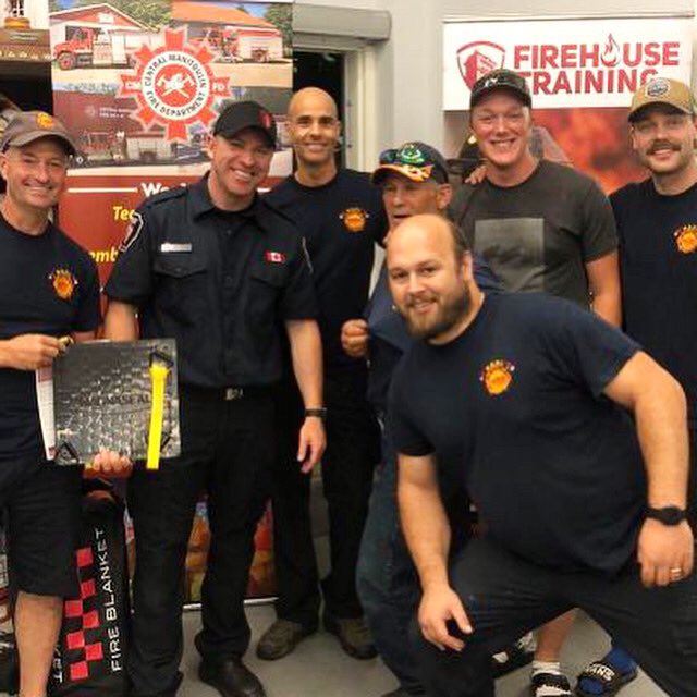 FirehouseTrain1's tweet photo. We had another great crew this week in Northern Ontario, as we reviewed some tactics and strategies for mitigating EV & Lithium-Ion Battery Fires!🔋🔥
#lithiumionbattery #electriccarfires #trainingclass #hazmat #teslacars #hybrid #thermalrunaway #hazardousmaterials https://t.co/xNq0X6HrCQ