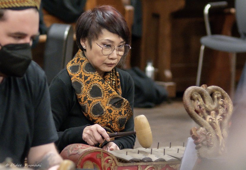 Langen Suka performance