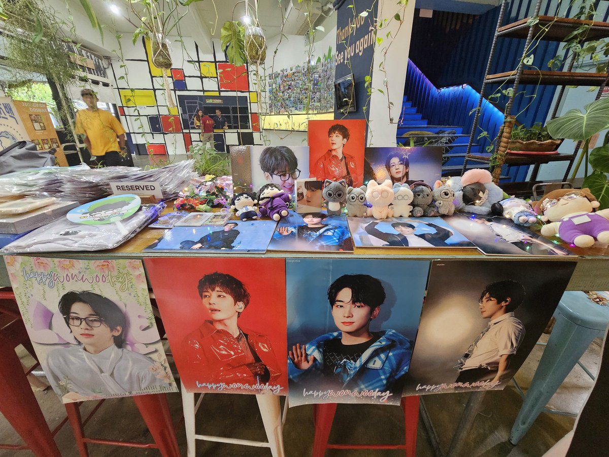 Wonwoorideuls and Carats!!!
We are already here at Jeongwon!!!! 😊 See you later!!! 
#Wonwoo_LoveSpell