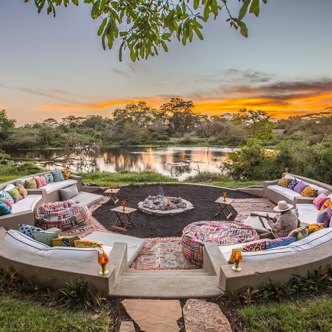 The perfect night sky sets the tone for stories and song, laughter and music.

The recipe for the perfect evening around the boma at Finch Hattons.

Book your visit today!

virginlimitededition.com/finch-hattons/

📷: Soul Focus Media

#Boma #FinchHattons #NightSkies #Perfect #Memories
