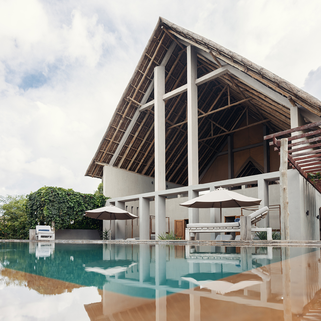 Relax &amp; Unwind at our Luxurious Wellness Retreat 🌿

virginlimitededition.com/finch-hattons/

📷: Where Is this

#WellnessRetreat #Spa #Yoga #OrganicCuisine #LuxuryEscape #MindBodySoul