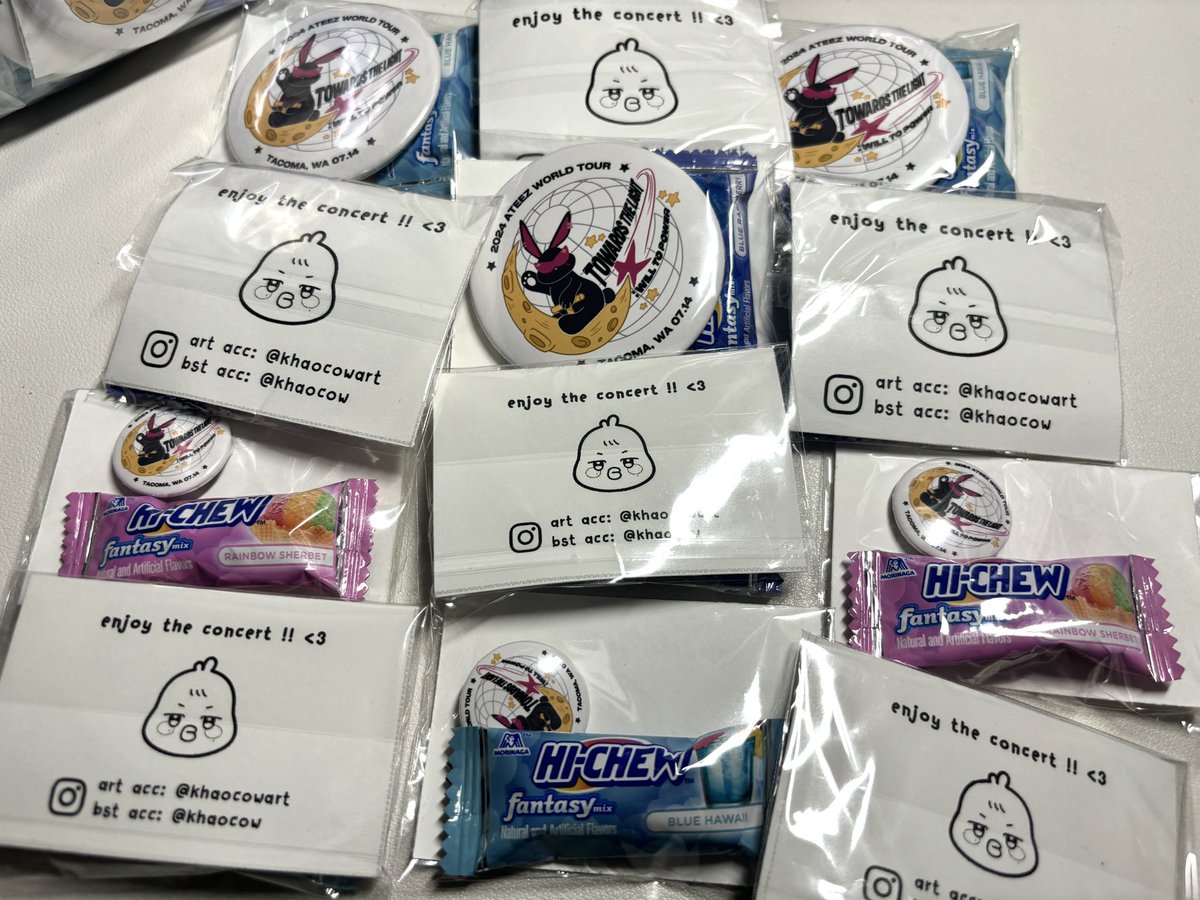 simchxn's tweet photo. mito pins for the ateez tacoma concert 😼🏴‍☠️ if you’re going to the tacoma stop and see me in line, say hello! i’d love to give these freebies out and/or trade :D

#ATEEZ #ATEEZTOUR #TowardsTheLight #Will_To_Power #ATEEZINTACOMA #concertfreebies https://t.co/M8sgEVqIUL