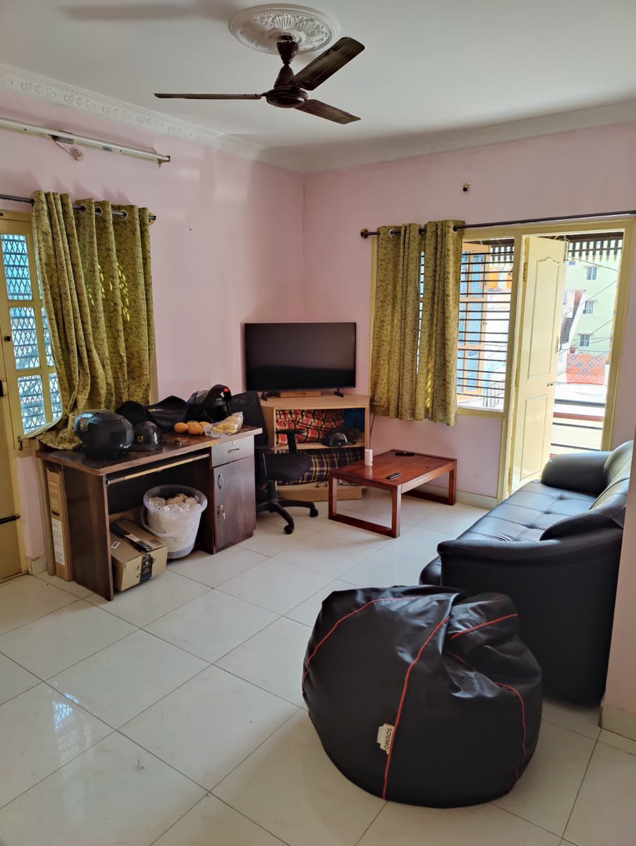 AadiiiiJainnnnn's tweet photo. Hey folks 
I am looking for my replacement for a 2BHK flat in Kormangala 4th Block
DM if you are interested.
Attaching all the necessary information and photos. @BangaloreRoomi https://t.co/fiauzJEjuu