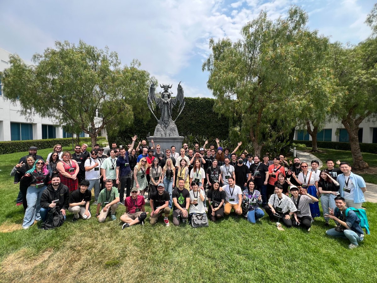 Great to have so many wonderful Diablo content creators at Blizzard today. 💙