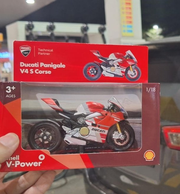 Siapa yg beli BBM shell krn Ngincer diecast Ducati ?😁