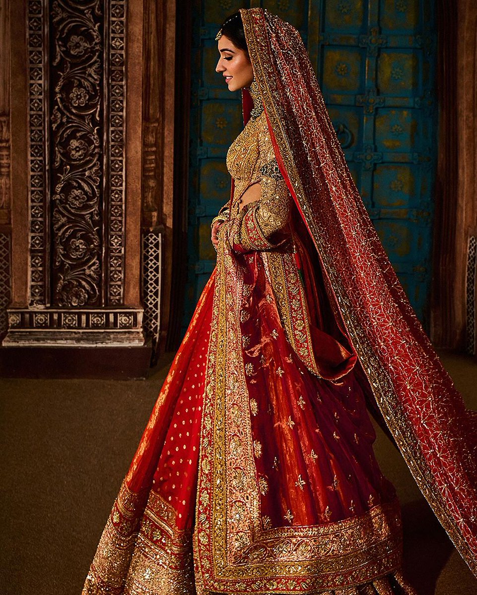 shaadi_fever's tweet photo. #radhikamerchant in Manish Malhotra lehenga for her vidai.
Read more- https://t.co/l8USBB6eMl
#AnantRadhikaWedding #AnantAmbani https://t.co/wHjDI58ApK