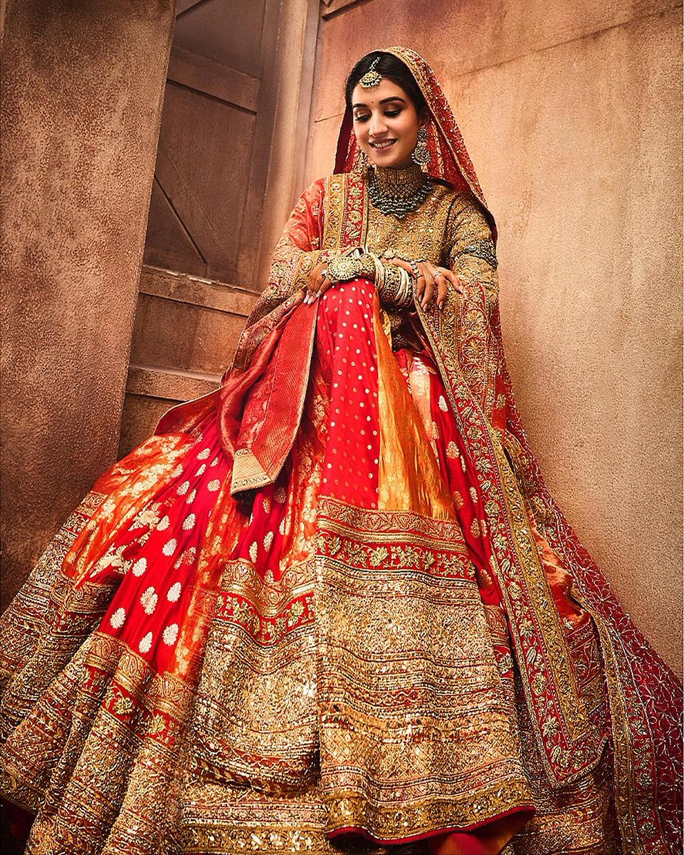 shaadi_fever's tweet photo. #radhikamerchant in Manish Malhotra lehenga for her vidai.
Read more- https://t.co/l8USBB6eMl
#AnantRadhikaWedding #AnantAmbani https://t.co/wHjDI58ApK