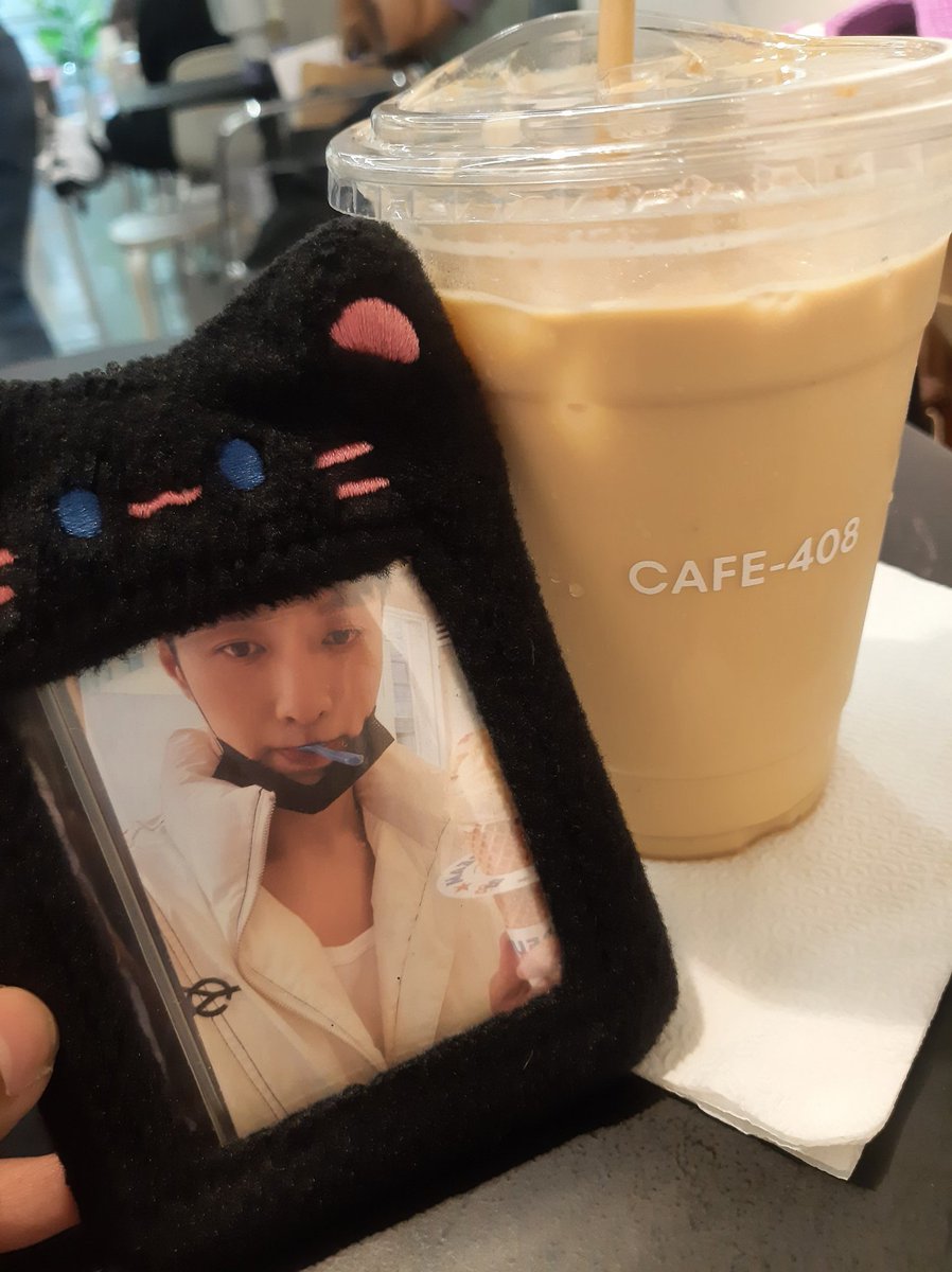 xxrrxzhxng_'s tweet photo. πππ
@WarnerMusicPH @OnlyFor_YIXING @cafe408_
#LayStepatCafe408
#LAY_STEPbySTEP
#LAYs_STEP
#LayZhang #ZhangYixing
@layzhang @lay_studio https://t.co/HE7vUyW4qG
