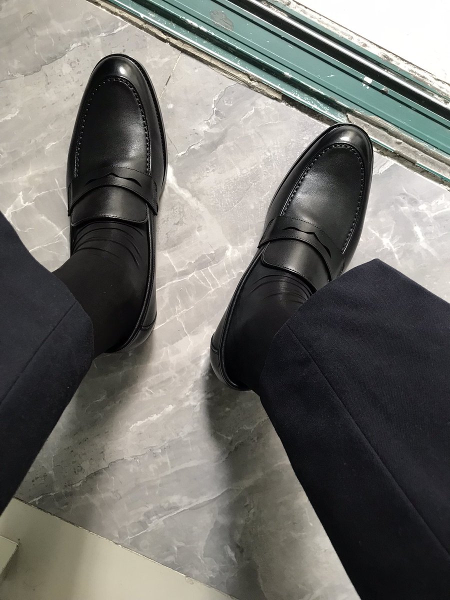 suitsolo tweet media