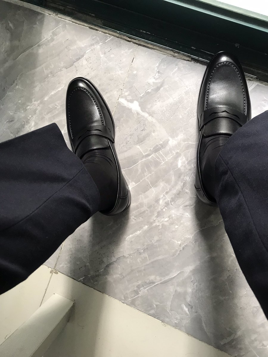 suitsolo tweet media