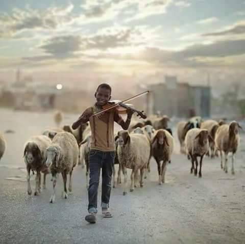 Kyfiat_e_Zindgi's tweet photo. چہرہ خوبصورت ہو نہ ہو
لیکن اپنے لفظ ہمیں خوبصورت رکھنے چاہیےکیونکہ لوگ اکثر چہرہ بھول جاتے ہیں لیکن لفظ یاد رکھتے ہیں✍🏻 https://t.co/yin0mM3pBL