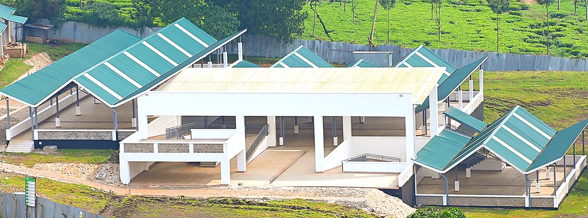 Municipality029's tweet photo. THE COMPLETION OF KAPSABET FRESH PRODUCE MARKET AND JUAKALI READY FOR USE.

Markets play an important role in increasing the availability and accessibility of local foods.They offer more places for local farmers and producers to sell their products,and https://t.co/6l4X65lFJg https://t.co/YgnMtf39Sb