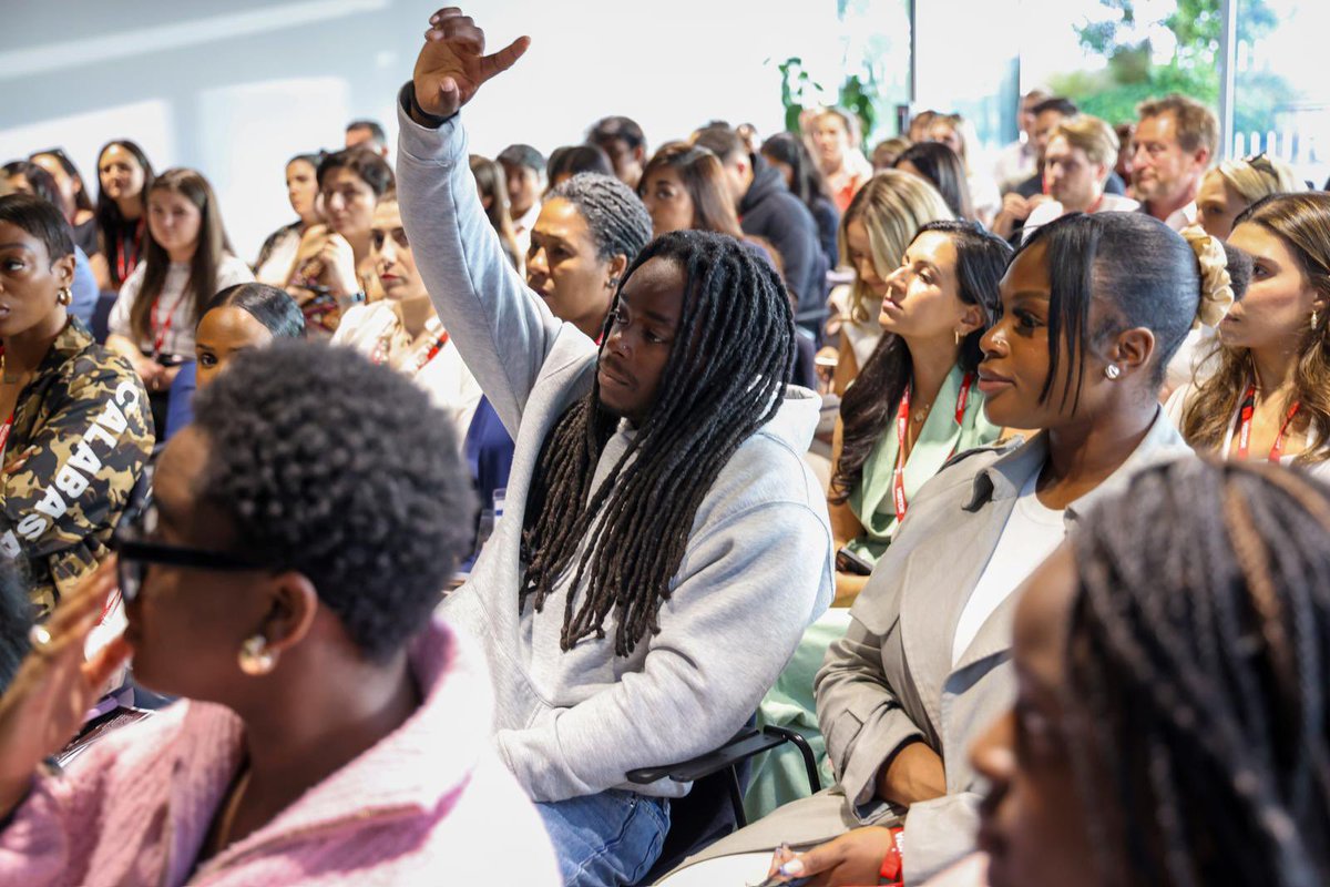 Because of Marketing’s first ever event took place on Thursday evening in partnership with <a href="/BTBusiness/">BT Business</a> 🤎 

Over 100 guests attended &amp; the evening was a huge success. 

Forever grateful for the incredible support &amp; feedback received!