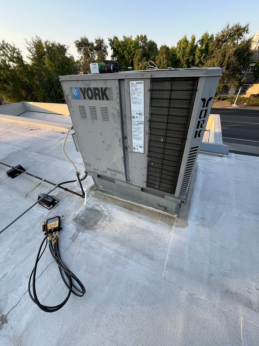 ButteAppliance's tweet photo. Commercial HVAC Repair Services @ Butte Appliance Repair 530-868-8253
#butteappliancerepair #biggsca #chicoca #orovilleca #commercialhvacrepair #gridleyca #appliancerepairservices #refrigerationrepair #refrigeration #yubacityca #colusaca #buttecountyca #commercialappliancerepair https://t.co/doPGEdfyLR