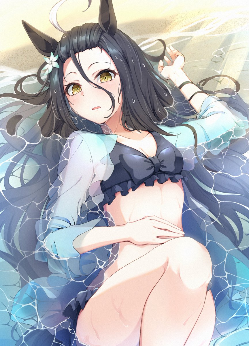 ウマ娘「水着カフェ#ウマ娘 」|みすとのイラスト