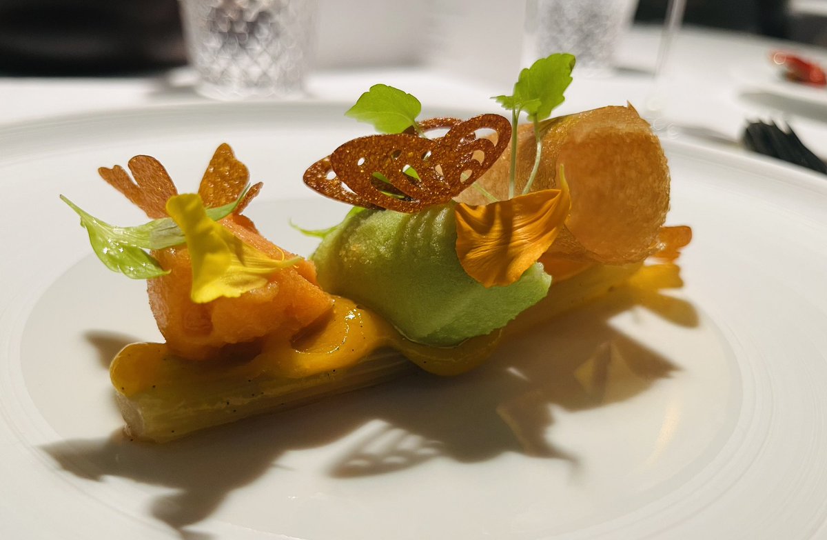 PERFECT night @restaurant Haut - level 28 <a href="/VisitOostende/">LoveOostende</a>