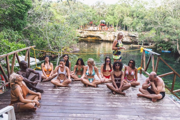 ⁦@Lilveronicarr⁩ who can tag every one first https://t.co/hRUtUsFDH7<a class="tags" target="_blank" title="On Twitter" href="/?out=eyJ0eXAiOiJKV1QiLCJhbGciOiJIUzUxMiJ9.eyJpYXQiOjE3MjE1MTQ1MjUsImlzcyI6InR3cG9ybnN0YXJzLmNvbSIsIm5iZiI6MTcyMTUxNDUyNSwiZXhwIjoxNzUzMDUwNTI1LCJyZWRpcmVjdF91cmwiOiJodHRwczovL3R3aXR0ZXIuY29tL0xpbHZlcm9uaWNhcnIifQ.j-mIl52IWxksKq3xqdFAqbbdu-KyqoPwBaFRWVrkMa2K28xqjmmseLLKKn2c1ZjV971JKI6Xlg5X492Nc8K_BQ">@Lilveronicarr</a><a href="/tag/newprofilepic"class="tags"><span>#newprofilepic</span></a>