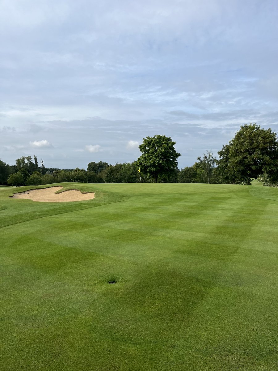 Course looking epic for Captains day . Well done <a href="/brettcox2/">Brett Cox</a> have a great day <a href="/andycollie72/">andy</a> <a href="/welwyngcgolf/">WelwynGCGolfClub</a>