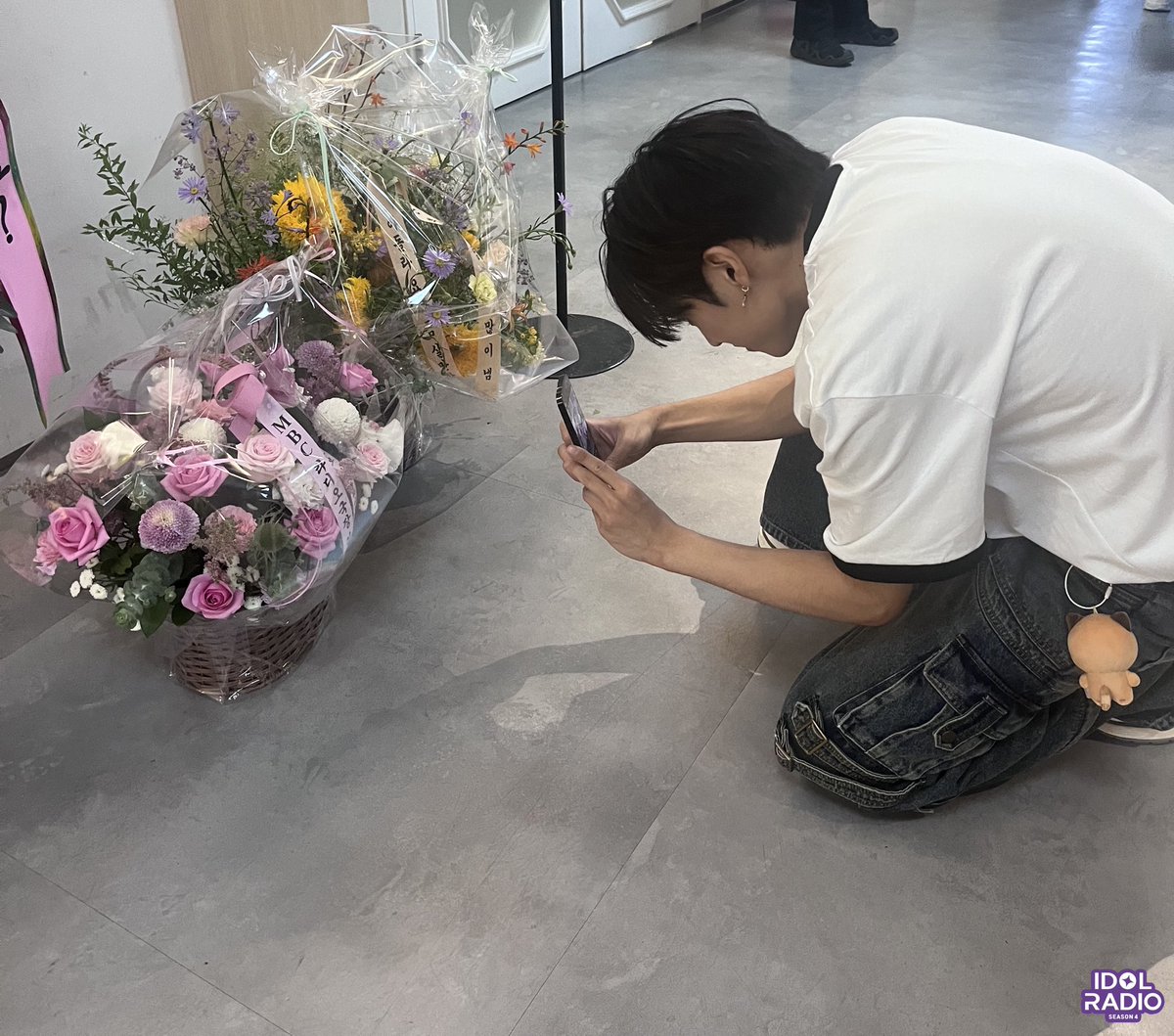 idolradiokorea's tweet photo. 아돌라는 떤디만 본다.
아돌라는 떤디만 사랑한다.
아돌라에게 떤디는 그런 소중한 존재다.
#ZENERATION2

@IST_THEBOYZ @WE_THE_BOYZ https://t.co/ygdXwsv3wP