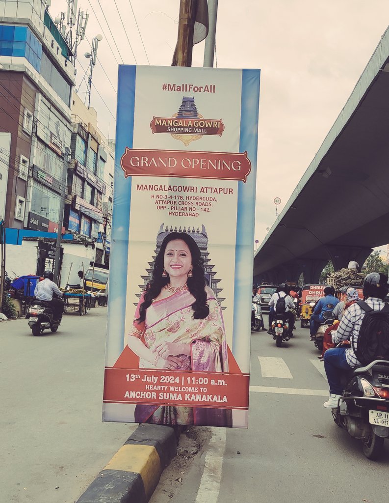 Citizen_TS's tweet photo. We have #evdm #teamghmc #roadsafety #hmda irrespective of many corporations, these establishments kept hoardings across the lanes of #attapur creating huge inconvenience to commuters
@CYBTRAFFIC @GHMCOnline @ZC_Charminar @Director_EVDM @HiHyderabad
None Act 😔 @CommissionrGHMC https://t.co/ZFtsVbwi5G