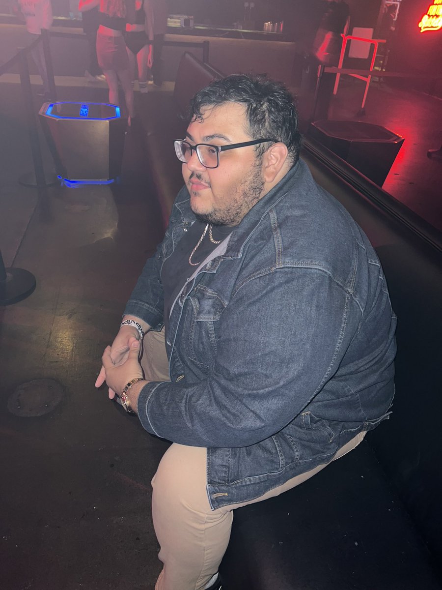 MarkyNextDoor tweet media