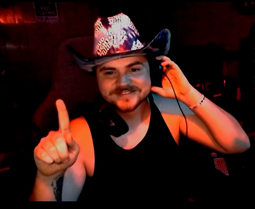 ThyKingly's tweet photo. New Yeehaw just dropped https://t.co/SghucwCO7k