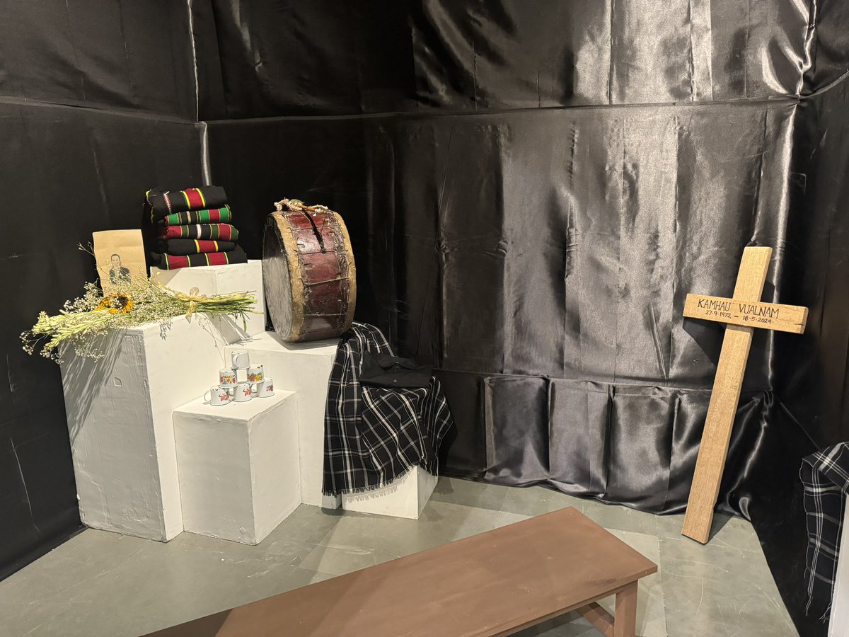 rohitksingh's tweet photo. Super impressed at the contemporary art exhibition showcasing the history, culture, and creativity of Lamka, a town in Manipur’s Churachandpur district. Featuring local young artists, designers &amp; writers, it made me nostalgic - I worked there 34 years ago as a young IAS officer. https://t.co/8a3kktoSd8