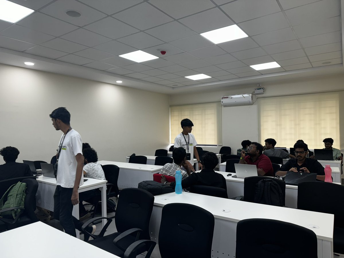 emergexofficial's tweet photo. ๐ Hackathon begins! Excited to see the projects at EmergeX Xinnovative 2024!
#EmergeXXinnovative2024 #EmergeX #Web3Kerala #Xinnovate2024 #Web3 #Hackathon #Kerala #Technopark #Innovation #Community #Buildathon https://t.co/EKX86X45Og