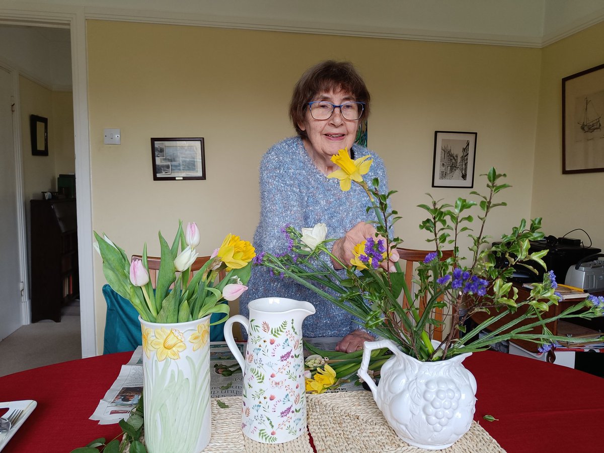 Sue Reed 📚 ✍️ 🌱🏅 tweet media