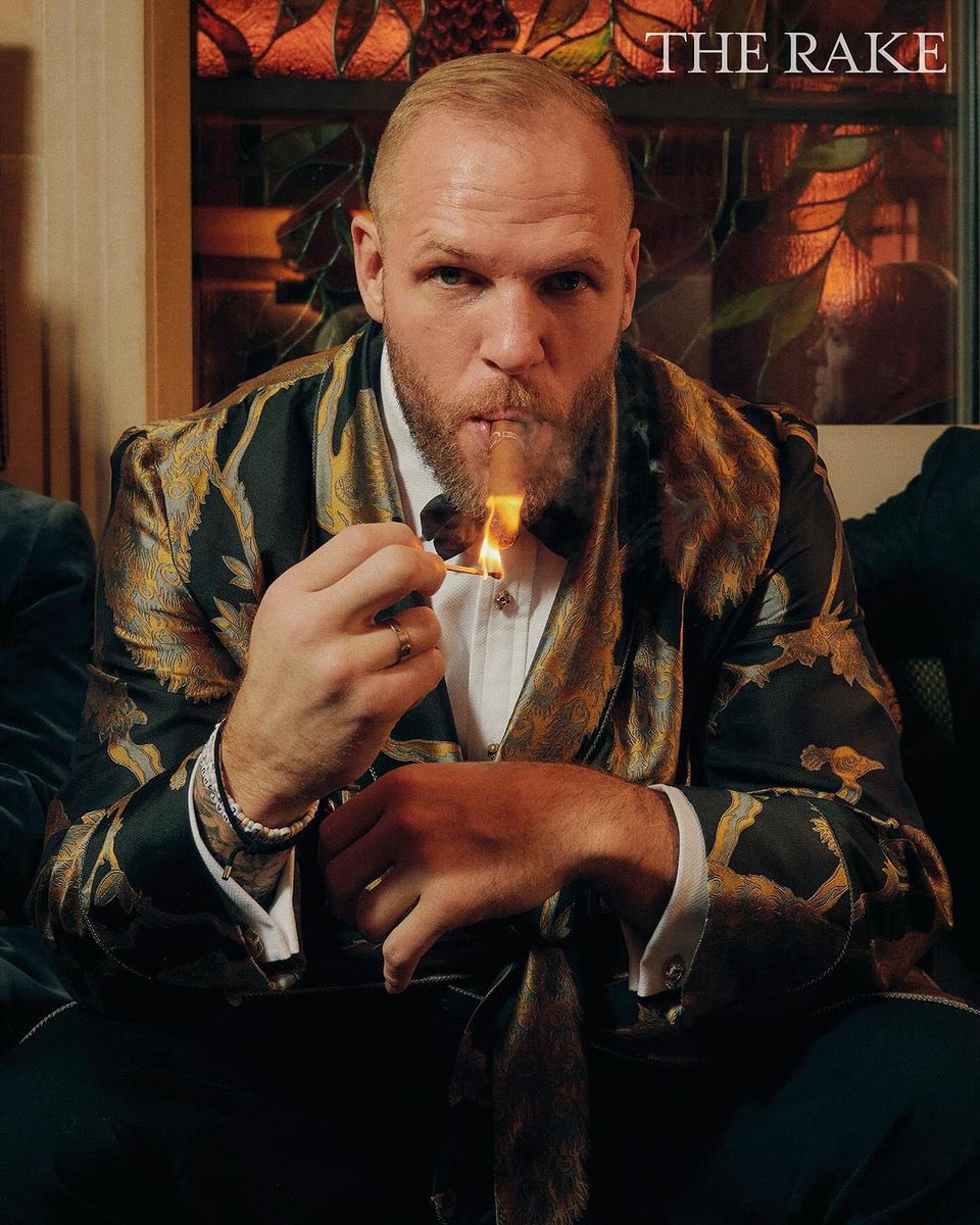 London Cigar Smoker tweet media