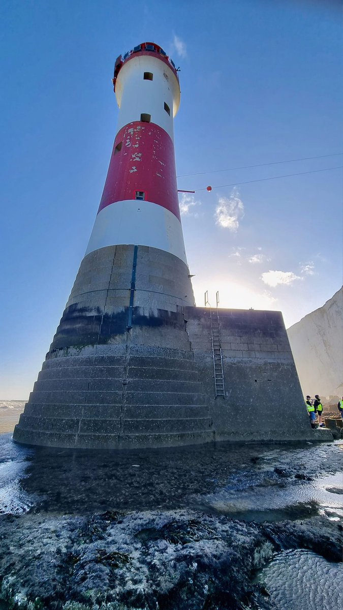 Jon_Neal_Author's tweet photo. Last weekend I completed the beachy head lighthouse challenge! An epic experience ❤️ #beachyheadlighthouse #eastbourne #rotaryclub https://t.co/adNfpOIT8h