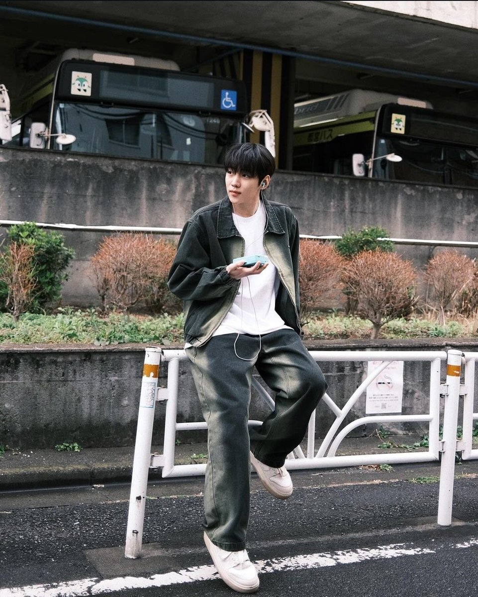 크으.....❤️ 붙여두니 더 좋구나