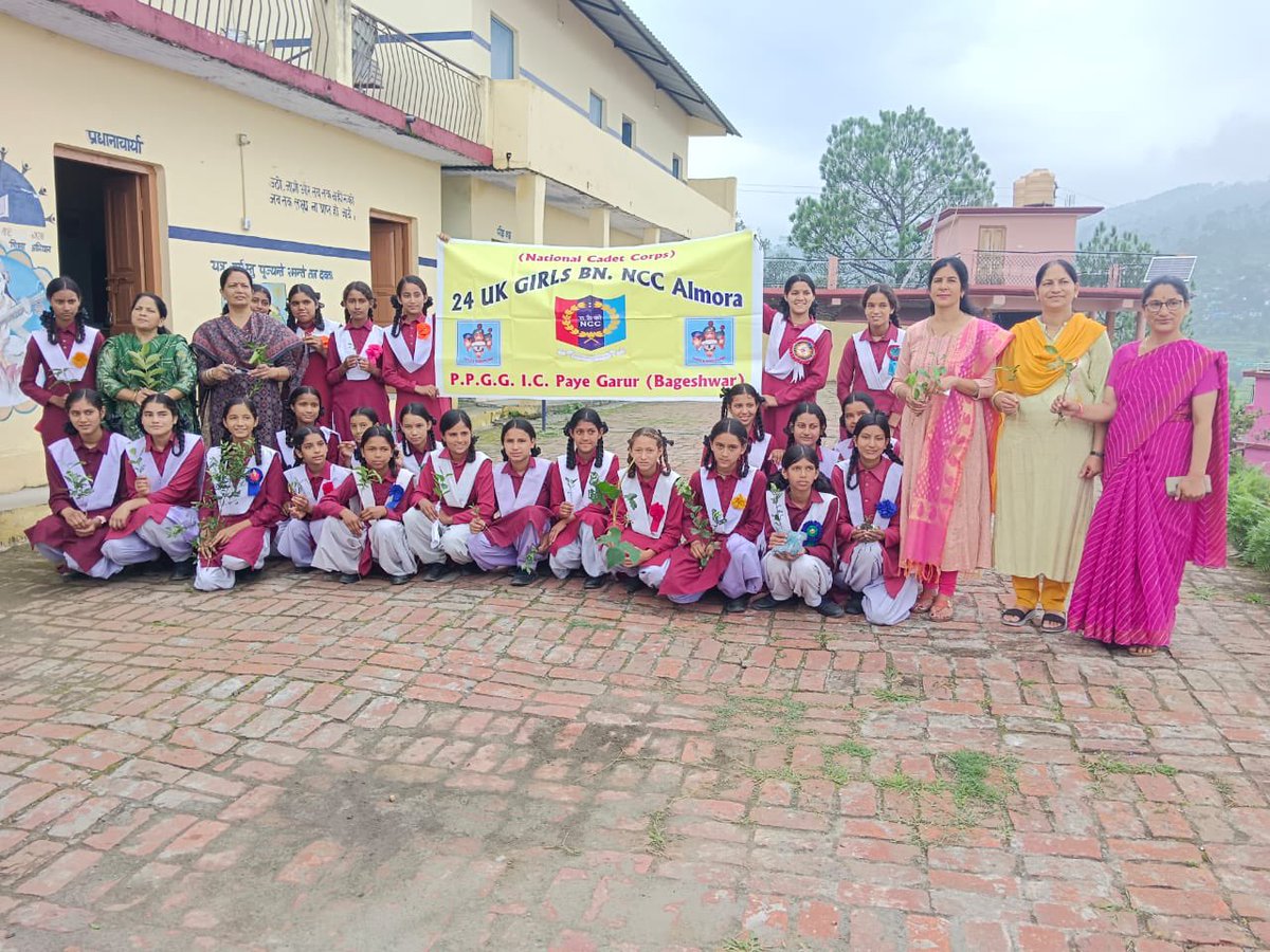 NCCUttrakhand's tweet photo. Tree plantation drive under the theme"एक पेड़ मां के नाम" was carried out by GGIC Paye Bageshwar
40 Cadets of 24 UK Girls of Nainital Gp. participated enthusiastically
@HQ_DG_NCC @pushkardhami
#TreePlantation #OneCadetOneTree https://t.co/AdzMXSpPhZ