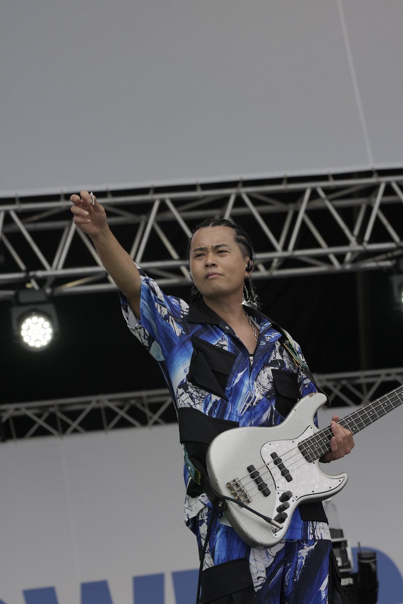 sukimafes's tweet photo. #SUPERBEAVER さん、ありがとうございました！

＜セットリスト＞
M1アイラヴユー
M2青い春
M3キレイだ（オリジナル：スキマスイッチ）
M4名前を呼ぶよ
M5美しい日
M6儚くない
M7小さな革命
@super_beaver 

Photo: 佐藤広理 @hilf_ntlo

#スキマフェス #スキマスイッチ https://t.co/7LzfbIgjmn