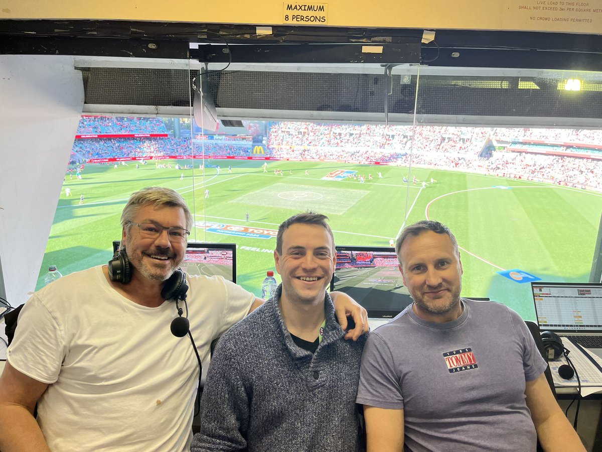 Justin Edwards tweet media